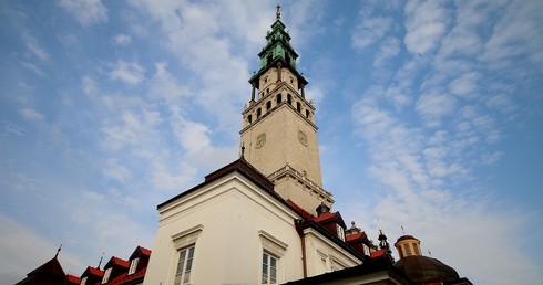 Jasna Góra - czuwanie maturzystów