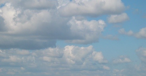 Coraz wiecej może z nieba spadać. Nie deszczu