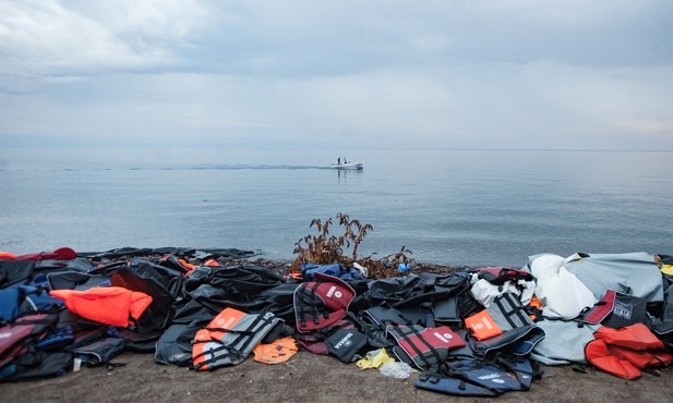 "Papież uchodźców" poleci na Lesbos