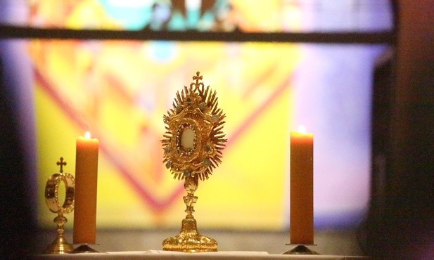 Adoracja Najświętszego Sakramentu 