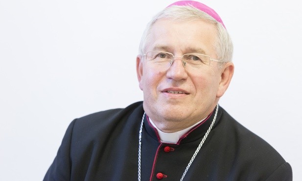 Bp Mazur: Kiedy zawierzymy Bogu i Maryi, rok będzie szczęśliwy