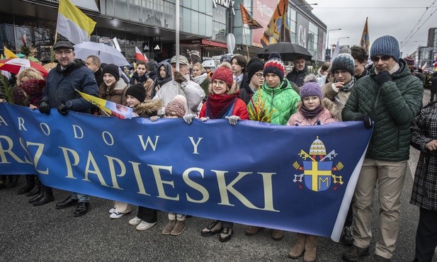 Narodowy Marsz Papieski w Warszawie