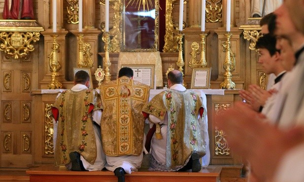 Franciszek o Mszy trydenckiej: Powrót do prawdziwych intencji Benedykta XVI i Jana Pawła II
