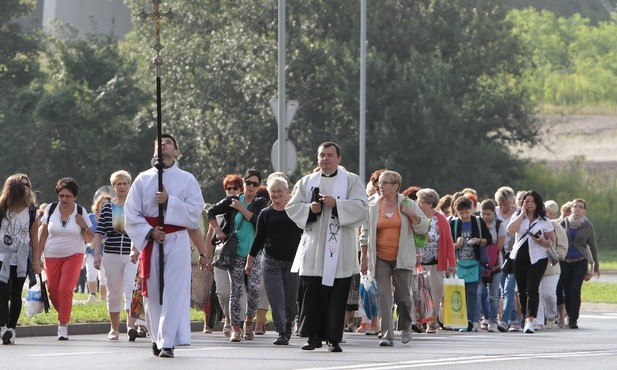 Za Ukrzyżowanym. I z Nim