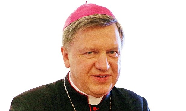 Wrocław: Abp Kupny zachęca do tworzenia "parafialnych tarcz antykryzysowych"