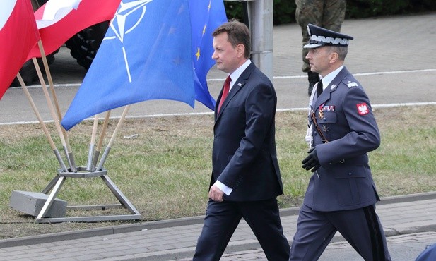 Wicepremier Błaszczak dla "Sieci": wśród europejskich państw NATO będziemy mieli najsilniejsze wojska lądowe