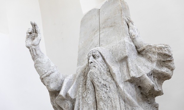 Dekalog - prawo uniwersalne