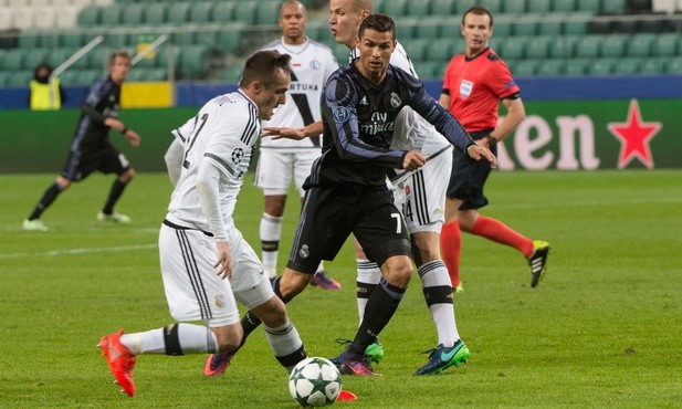 Chińczycy zaoferowali 300 milionów euro za transfer Ronaldo