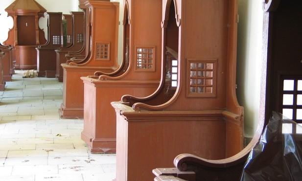 Noc Konfesjonałów w galerii handlowej