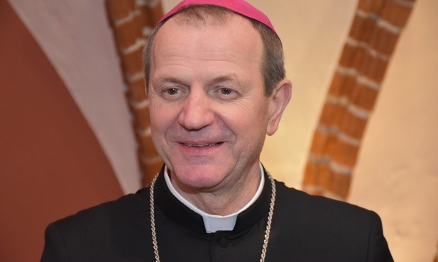 Abp Tadeusz Wojda