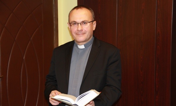  Ks. prof. Stanisz: od członków rządu ws. lekcji religii należałoby oczekiwać dialogu z Kościołami