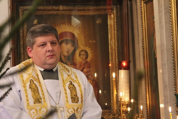 Bp Maria Karol Babi, biskup naczelny Kościoła Starokatolickiego Mariwitów w cerkwi Przemienienia Pańskiego w Płocku