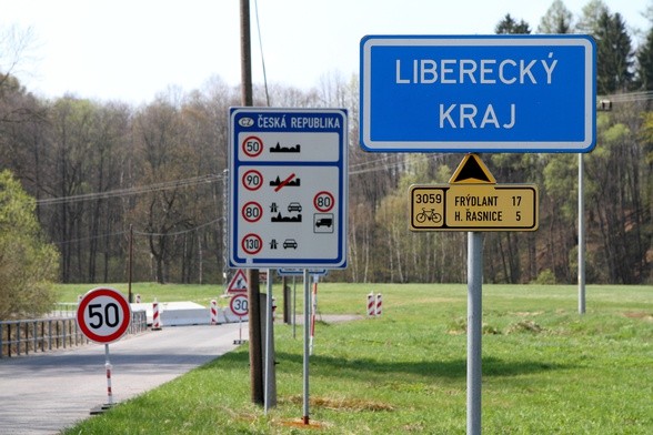 Czechy znoszą kolejne ograniczenia dotyczące podróży i granic