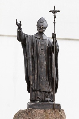 Kanada: Zdewastowano pomnik św. Jana Pawła II w Edmonton