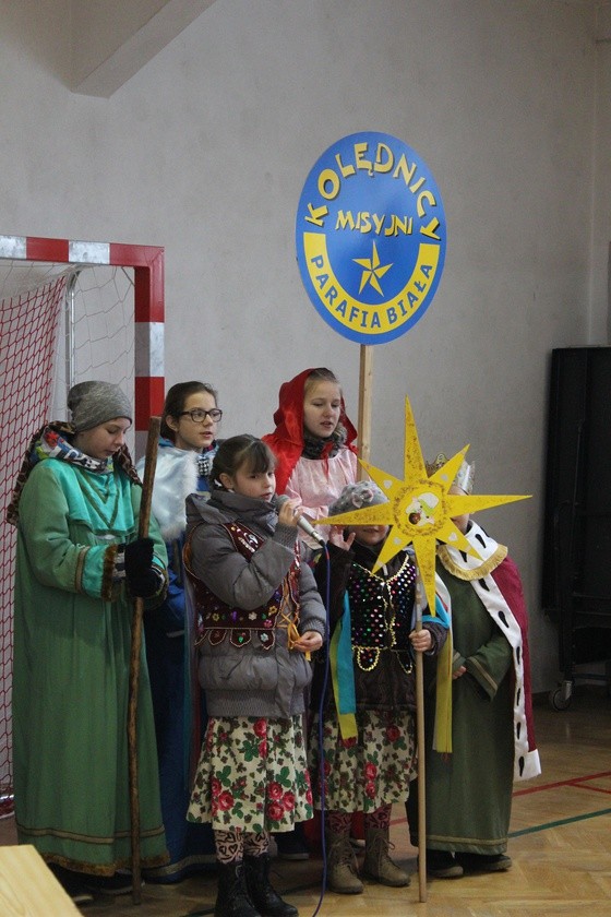 Mali kolędnicy w Płocku