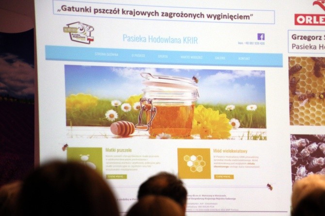 Płock. Konferencja pszczelarska