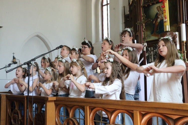 XV Festiwal Pieśni Religijnej w Kmiecinie