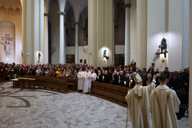 Wigilia Paschalna w archikatedrze