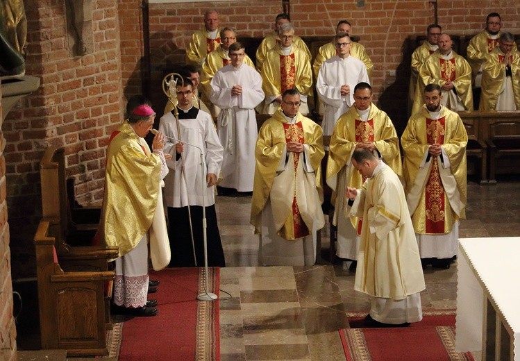 Święcenia diakonatu