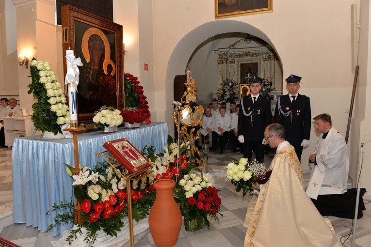 Karniewo. Nawiedzenie w parafii pw. Wszystkich Świetych