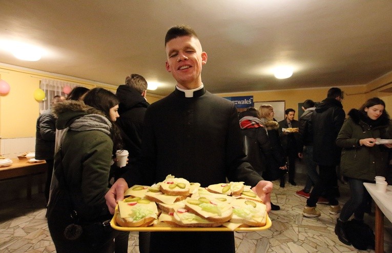 Pasłęk. Czuanie młodzieży diecezji elbląskiej 