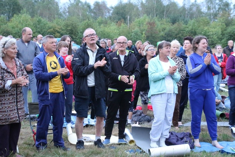 Pielgrzymka. Apel w Wierzchowisku - cz. 2