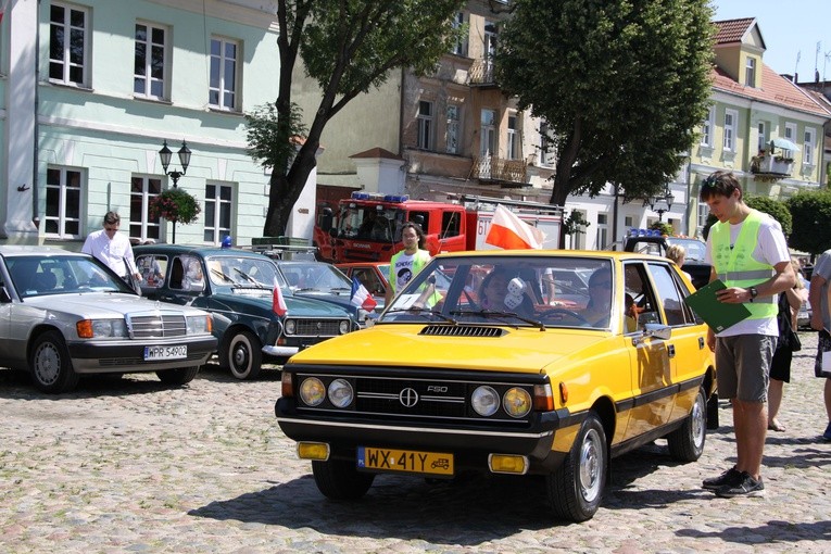 Festiwal Zabytkowej Motoryzacji w Pułtusku