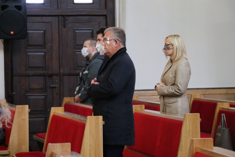 Mława. Poświęcenie pomnika Dzieci Nienarodzonych