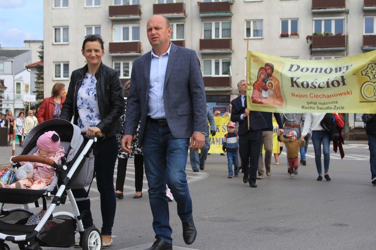 Ciechanów. Marsz dla Życia i Rodziny