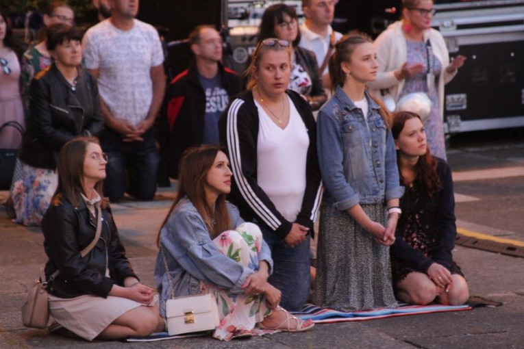 Płock. Boże Ciało u klaretynów