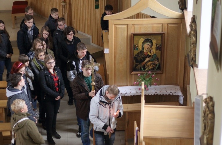 Dekanalne spotkanie młodzieży
