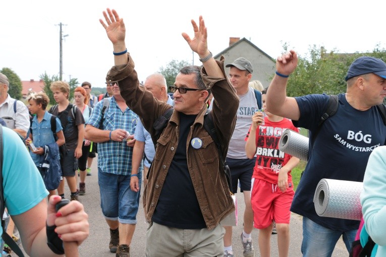 Pierwszy dzień pielgrzymki - przedpołudnie