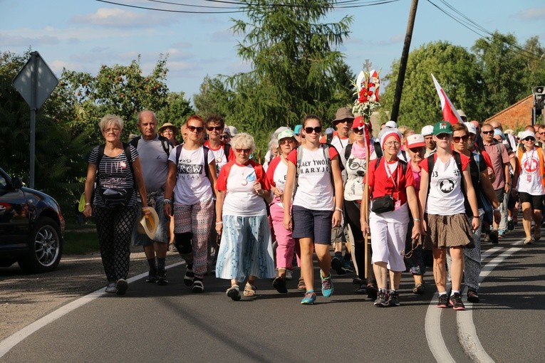 Grupa biało - czerwona