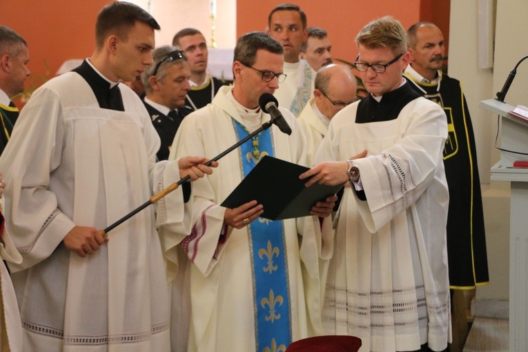 Koronacja w Smardzewie. Część I