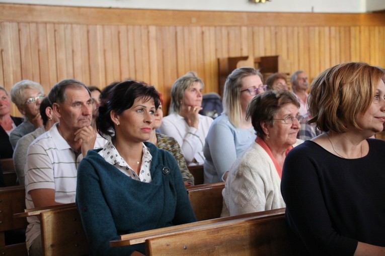 Misje ewangelizacyjne w Glinojecku