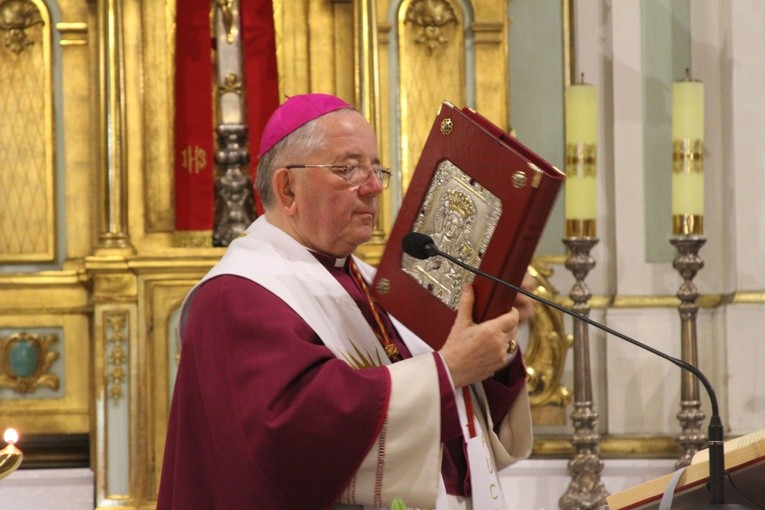Rypin. Nawiedzenie w parafii Trójcy Świętej