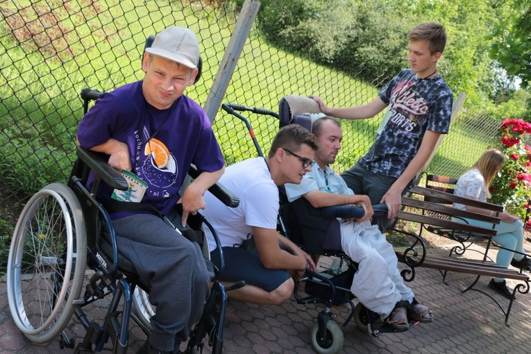 Wczasorekolekcje niepełnosprawnych w Pułtusku