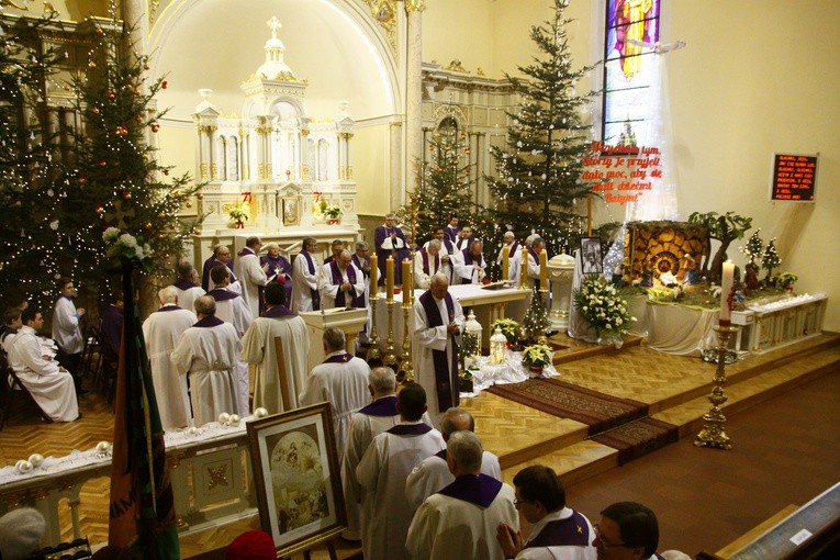 Ostatnie pożegnanie biskupa Eugeniusza Juretzko OMI