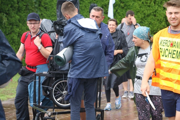 Gostynin. Pielgrzymka na Jasną Górę 2023 - obiad