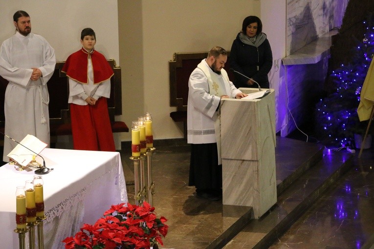 Płońsk. Msza św. inaugurująca Orszak Trzech Króli i Rok św. Jana Pawła II 