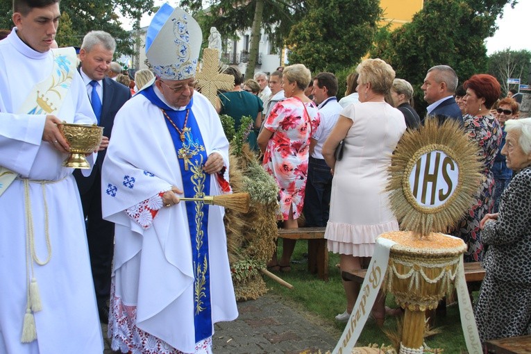 Żuromin. Odpust i dożynki - cz. 1