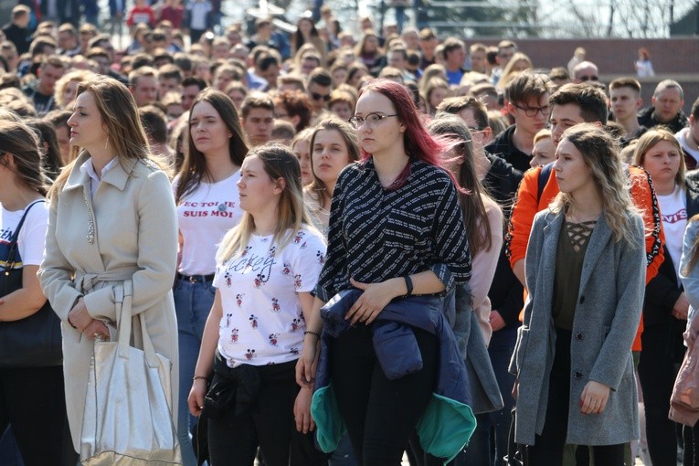 Maturzyści na Jasnej Górze. Część I