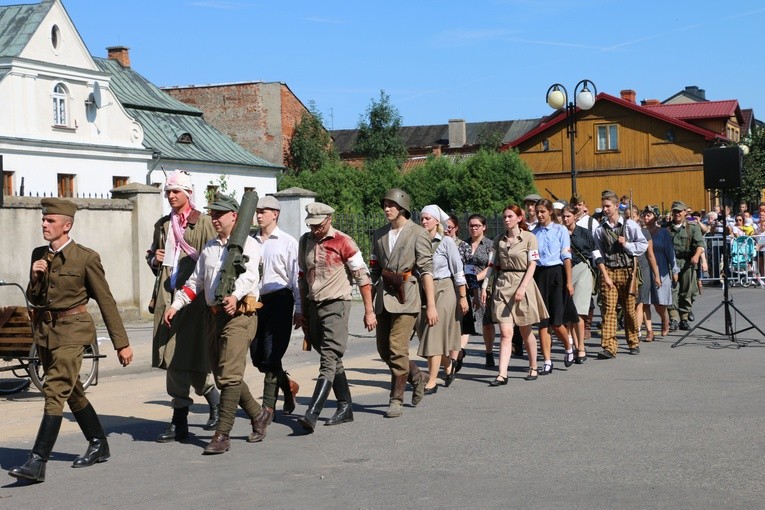 Rekonstrukcja powstania '44 w Raciążu