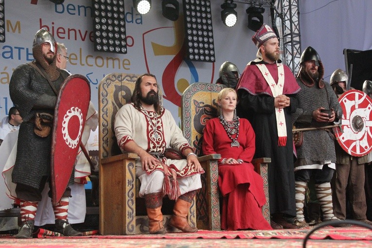 ŚDM w Płocku. Inscenizacja chrztu Mieszka I