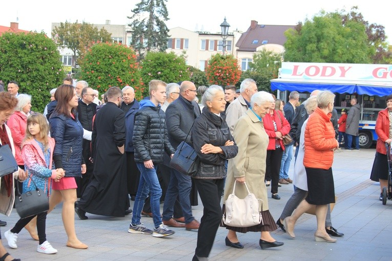 Ciechanów. Marsz dla Życia i Rodziny