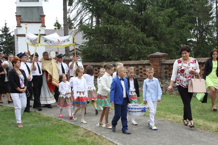 Poświęcenie prac remonotowo-budowlanych w kościele św. Anny w Kobylnikach 
