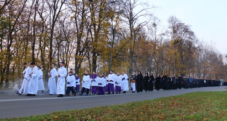 Uroczystości pogrzebowe ks. Mieczysława Tylutkiego
