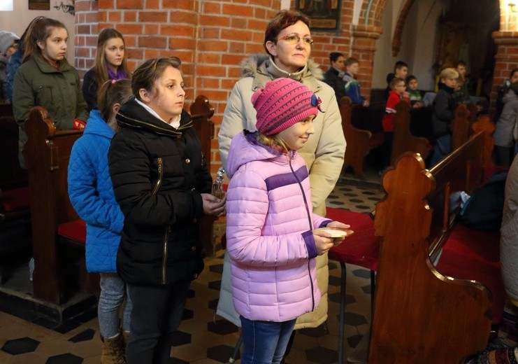 Symbole ŚDM - Parafia św. Jakuba, Tolkmicko