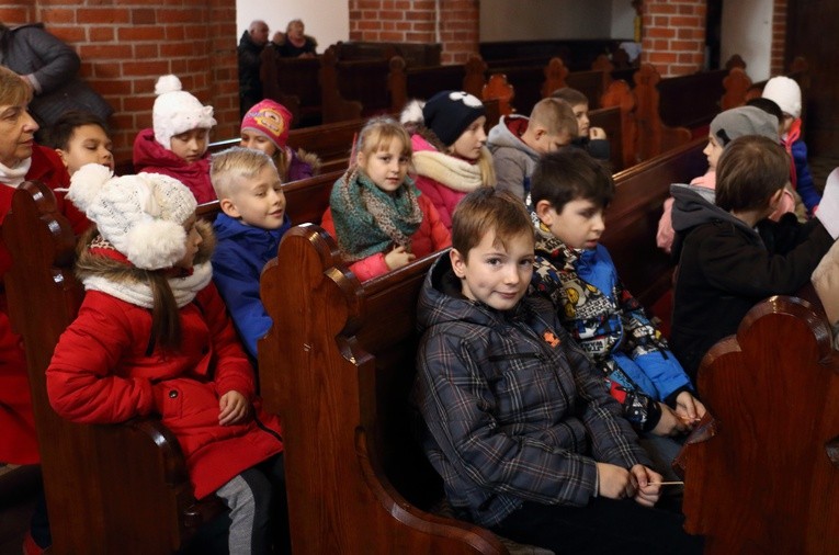 Symbole ŚDM - Parafia św. Jakuba, Tolkmicko