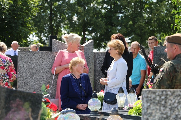 Łopacin. Rocznica mordu żołnierzy Armii Krajowej w Gutkowie